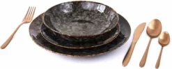 BonBistro GLAMOMAX'S Choice - Serviesset Black Hazy - Inclusief Koperkleurig Bestekset - 4 Persoons - Porselein - Zwarte Borden - Dinerborden - Bordenset