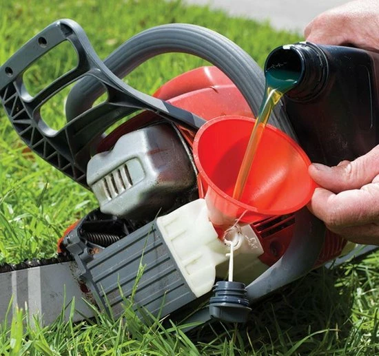 Merkloos Premium 4-Delige Trechter Set – 11cm, 9 Cm, 7 Cm, 5,5 Cm | Trechters In Verschillende Formaten Met Hoge Rand | Olie Zuur En Brandstofbestendig | Multicolor | Voor Snelle Overdracht Van Vloeistoffen, Olie, Water En Droge Stoffen En Poeders | Voor Gebr - Afbeelding 5